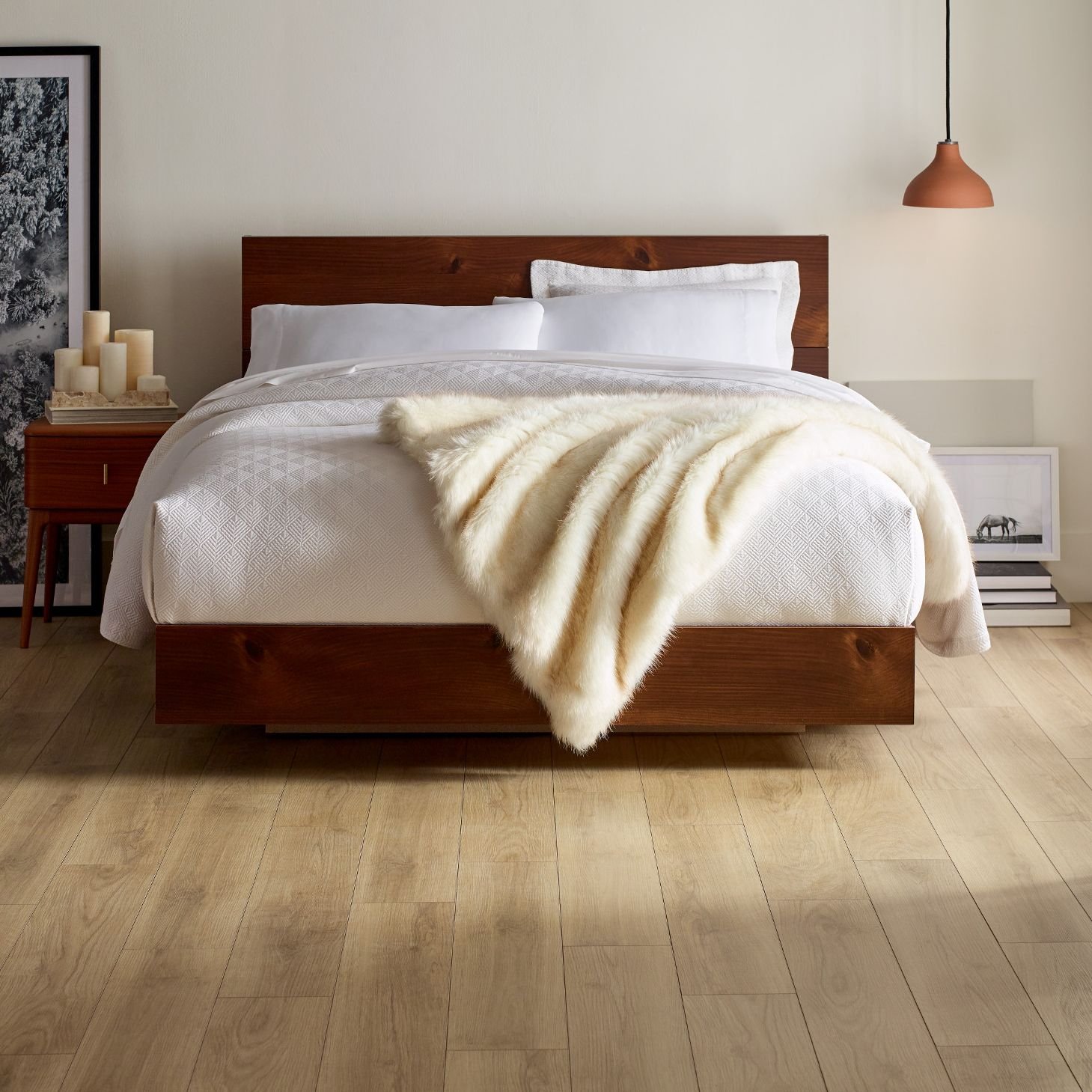 vinyl floor bedroom - House of Carpets Inc. in North Chesterfield